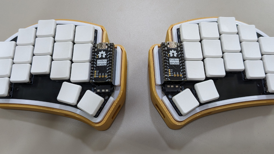 Ferris Sweep case and 10° tenting stand